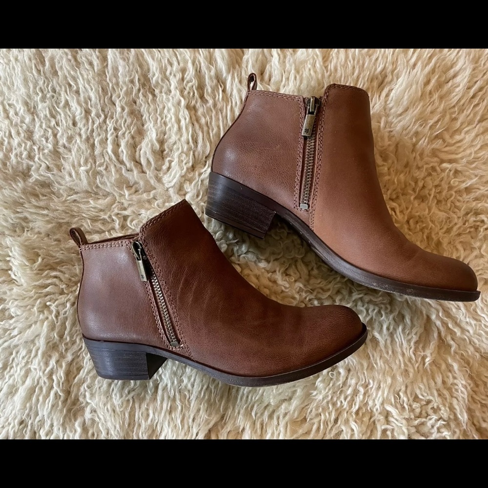 EUC Lucky Brand Basel Booties